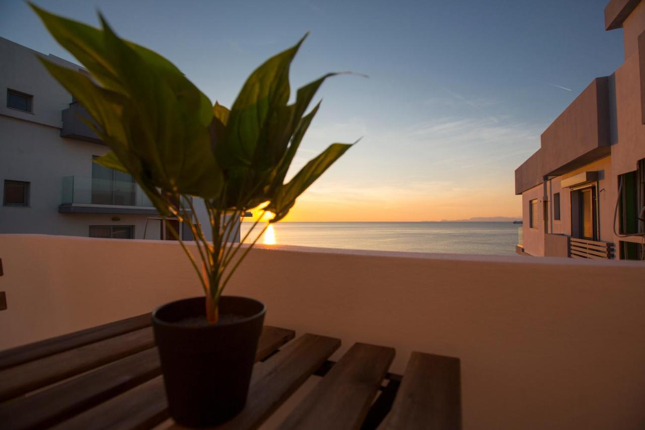 Sea Side Rooms Rhodes City エクステリア 写真